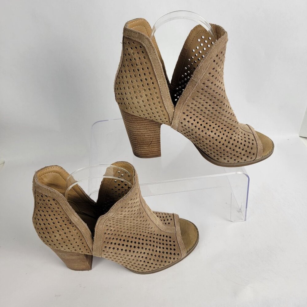 Lucky Brand Larise Womens 7 Perforated Suede Slit Notched Booties Tan Peep‎ Toe - Picture 13 of 13